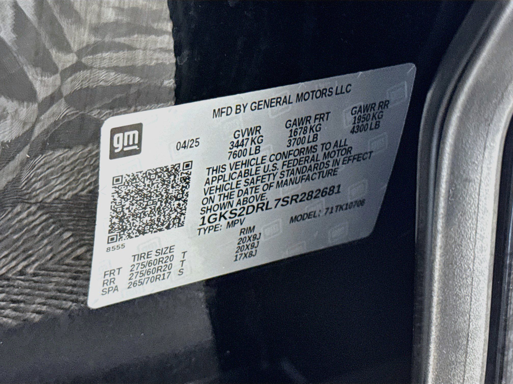 Used 2025 GMC Yukon Denali AWD/4WD image 37