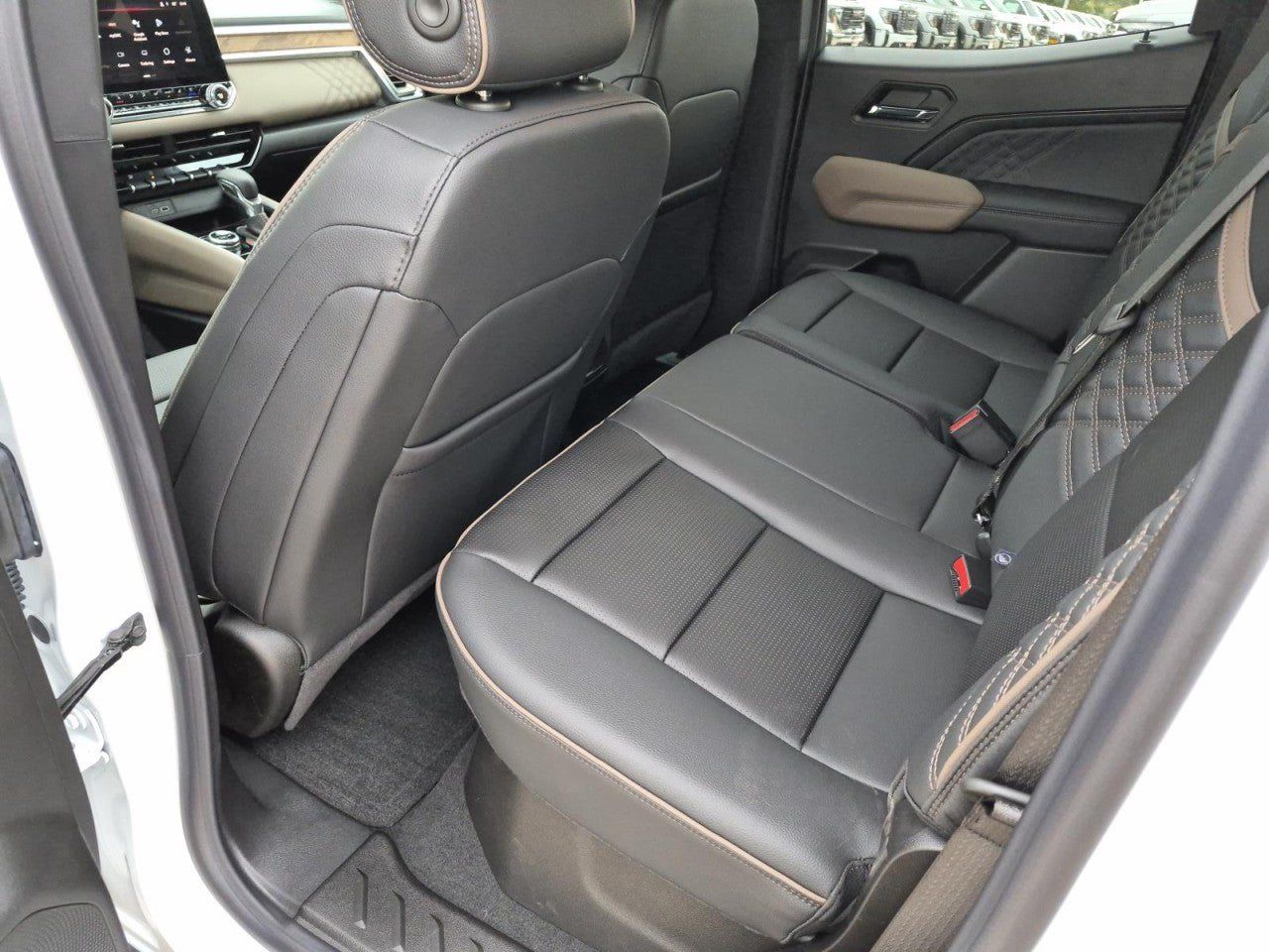 New 2026 GMC Canyon Denali AWD/4WD image 10