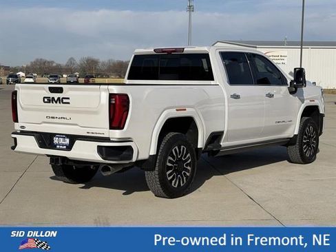 Certified 2025 GMC Sierra 2500 Denali Ultimate AWD/4WD image 4