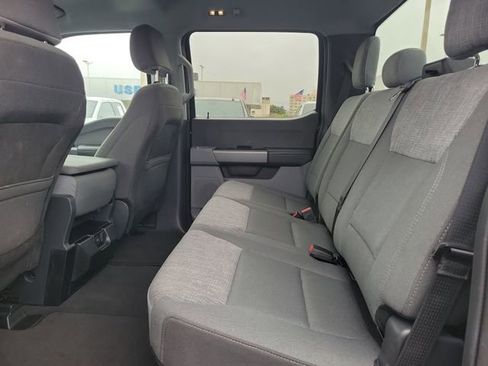 Used 2025 Ford F250 XLT image 6