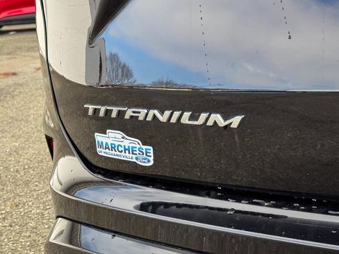 Used 2024 Ford Edge Titanium w/ Titanium Elite Package image 14