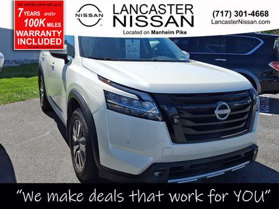 Certified 2022 Nissan Pathfinder SL w/ SL Black Package
