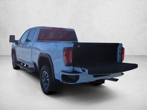 Used 2022 GMC Sierra 2500 AT4 image 8
