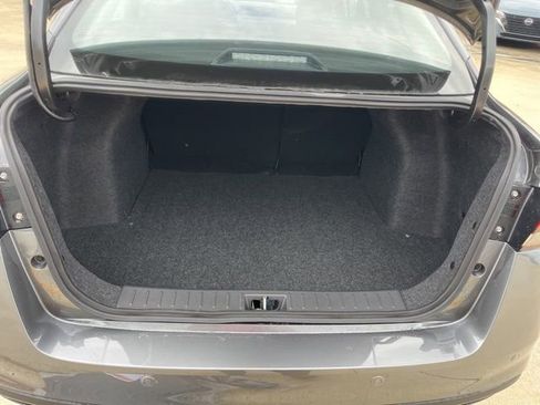 Used 2025 Nissan Versa SV image 13