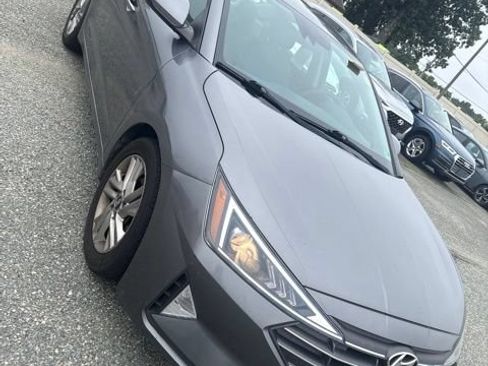 Used 2019 Hyundai Elantra SEL FWD image 3