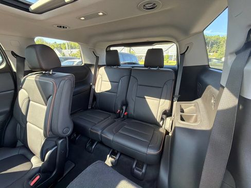 Used 2023 GMC Acadia AT4 w/ GMC Pro Grade Package AWD/4WD image 31
