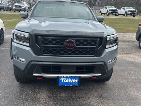 Used 2024 Nissan Frontier Pro-X image 2
