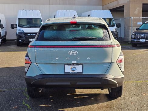 New 2026 Hyundai Kona SE image 6