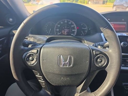 Used 2015 Honda Accord EX-L image 11