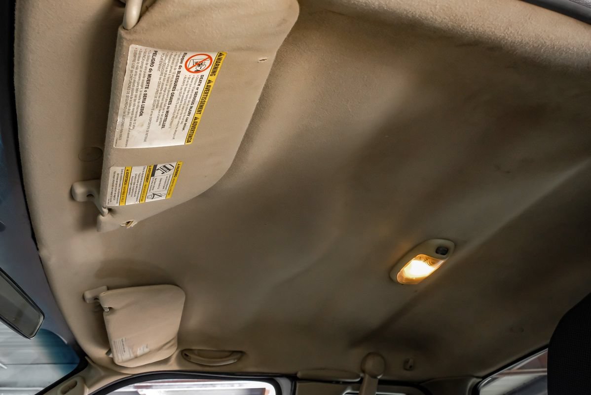 Used 2005 Ford F250 XL AWD/4WD image 25