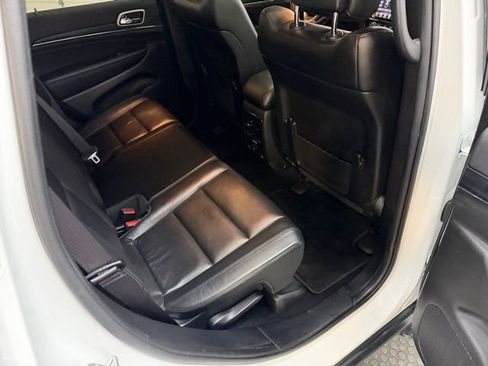 Used 2021 Jeep Grand Cherokee Limited image 39