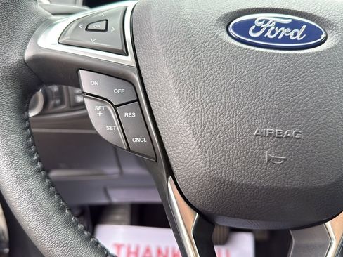 Certified 2024 Ford Edge SEL w/ Convenience Package AWD/4WD image 16