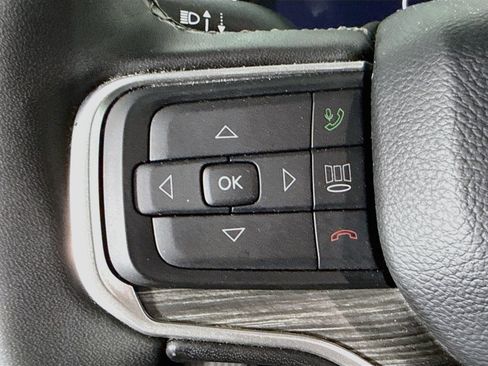 Used 2024 Jeep Wagoneer Series II w/ Flexible Seating Group RWD image 14