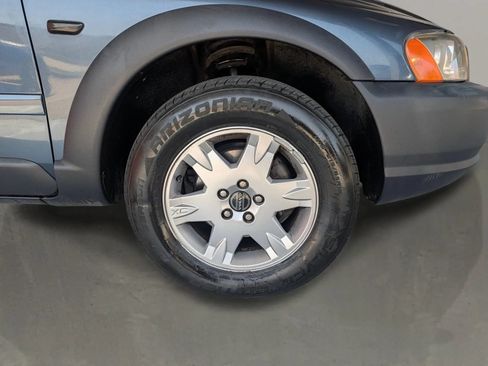 Used 2006 Volvo XC70 Ocean Race Edition AWD/4WD image 12