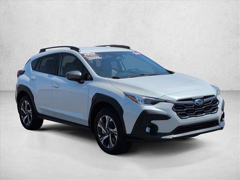 Used 2024 Subaru Crosstrek 2.0i Premium AWD/4WD image 2