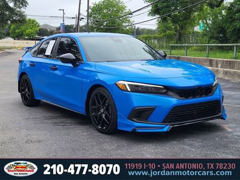 Used 2023 Honda Civic Sport image 7