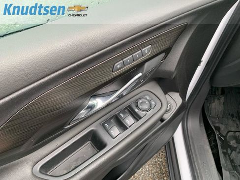 Used 2020 GMC Terrain SLT w/ Preferred Package image 18