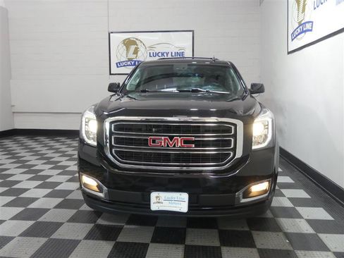 Used 2018 GMC Yukon SLT AWD/4WD image 2