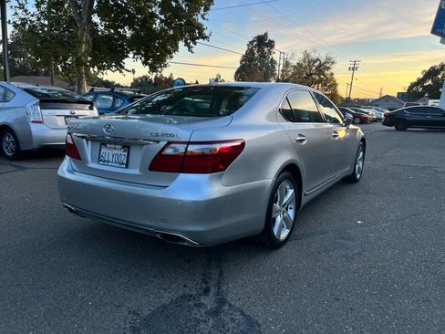 Used 2010 Lexus LS 460 L image 5