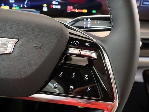 New 2026 Cadillac Vistiq Sport image 18