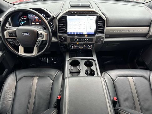 Used 2022 Ford F250 Platinum image 9