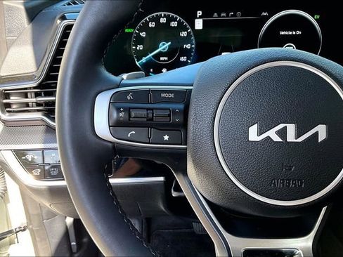 Used 2025 Kia Sportage SX Prestige image 10