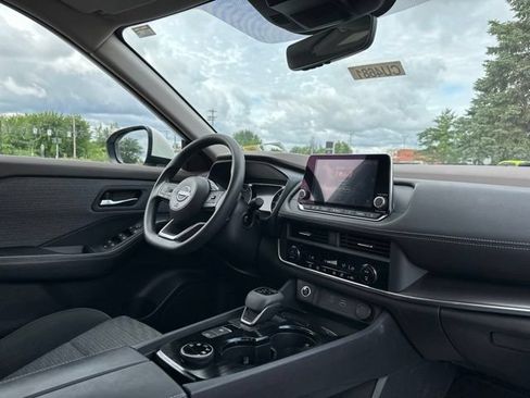 Used 2023 Nissan Rogue SV AWD/4WD image 22
