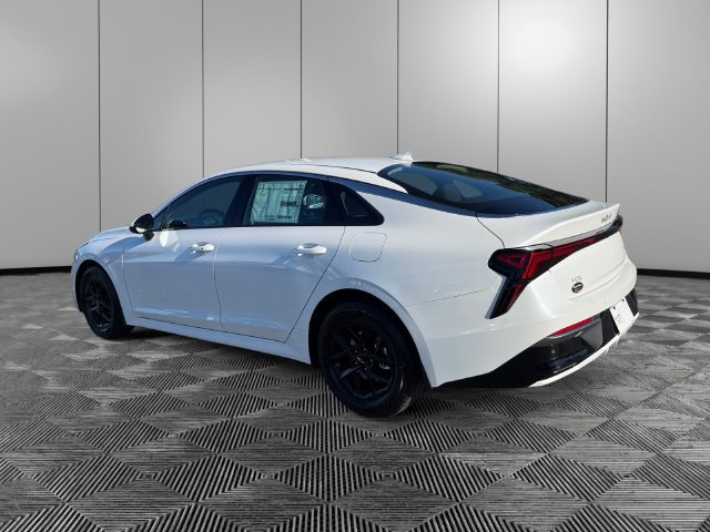 New 2027 Kia K5 LXS FWD image 3