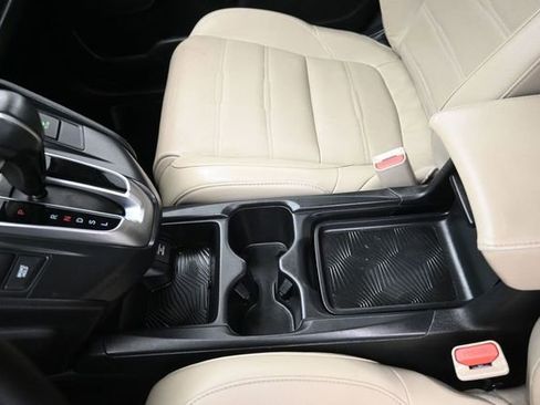 Used 2018 Honda CR-V Touring image 20