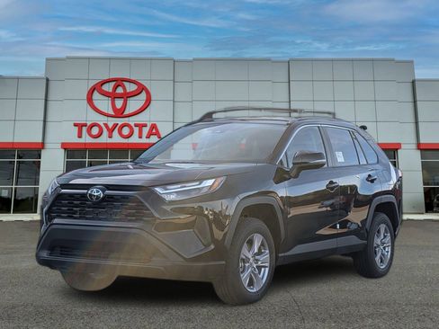 New 2025 Toyota RAV4 XLE image 1