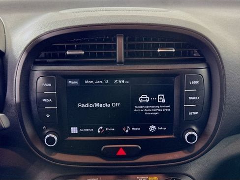 Certified 2023 Kia Soul LX image 14