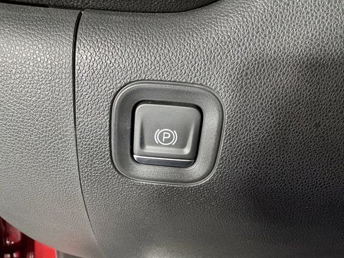 Used 2023 GMC Sierra 2500 AT4 w/ AT4 Preferred Package image 21