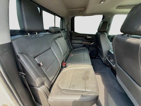 Used 2019 GMC Sierra 1500 SLT w/ SLT Premium Package AWD/4WD image 32