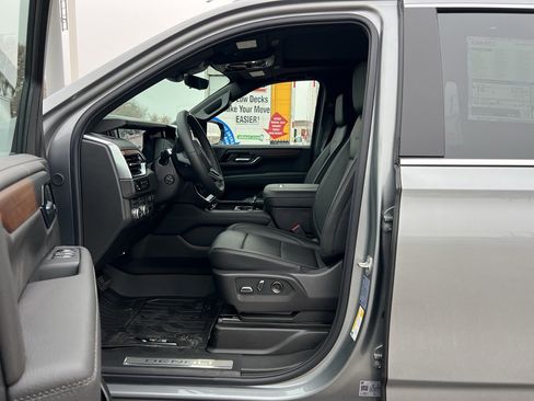 New 2026 GMC Yukon Denali image 17