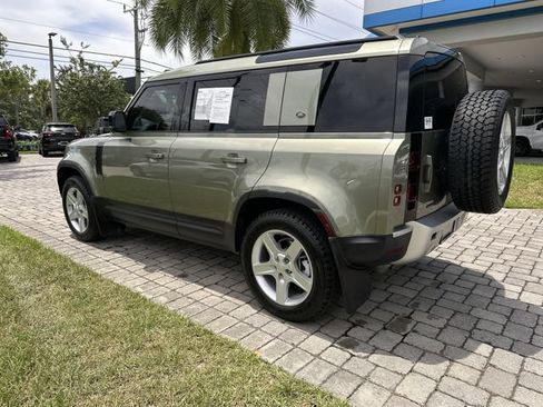 Used 2020 Land Rover Defender 110 HSE AWD/4WD image 33