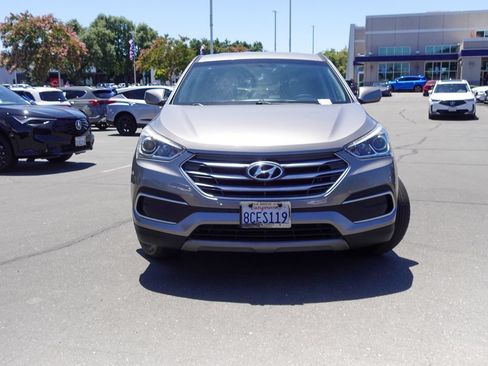 Used 2018 Hyundai Santa Fe Sport AWD/4WD image 2