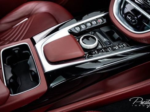 Used 2021 Aston Martin DBX image 50