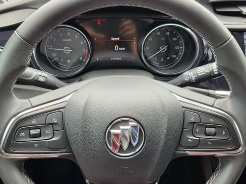 Used 2022 Buick Encore GX Select w/ Sport Touring Package FWD image 18