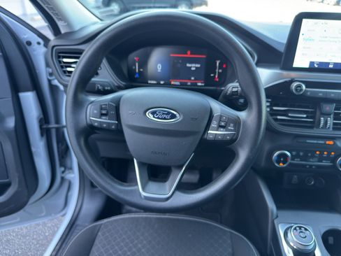 Used 2025 Ford Escape Active FWD image 17
