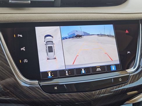 Certified 2023 Cadillac XT6 Premium Luxury w/ Platinum Package image 21