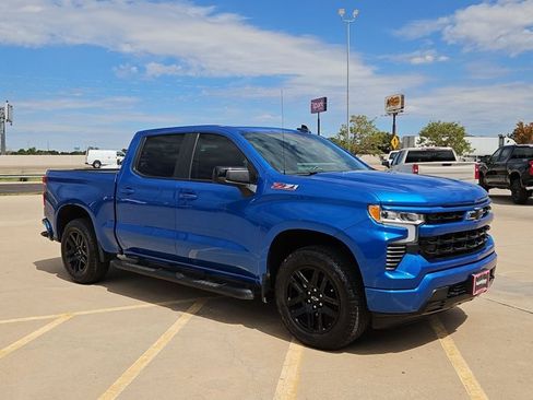 Used 2024 Chevrolet Silverado 1500 RST AWD/4WD image 3
