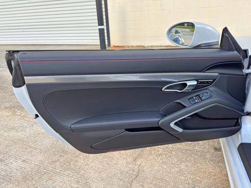 Used 2025 Porsche 718 Boxster GTS RWD image 37