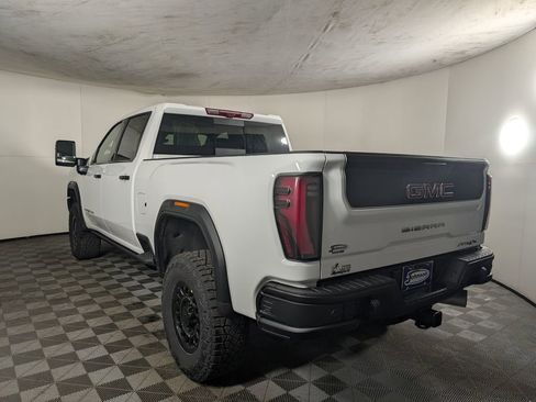 New 2026 GMC Sierra 2500 AT4X w/ AT4X AEV Edition AWD/4WD image 4