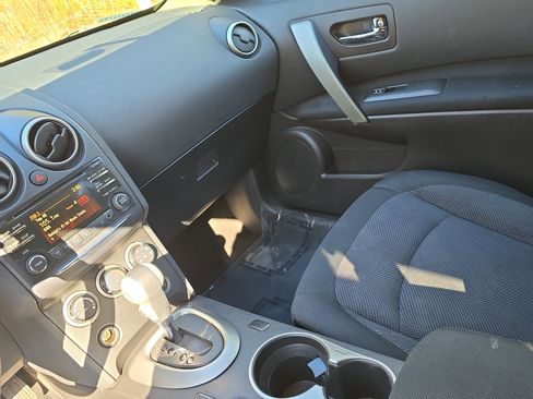 Used 2013 Nissan Rogue S w/ Special Edition Pkg image 23