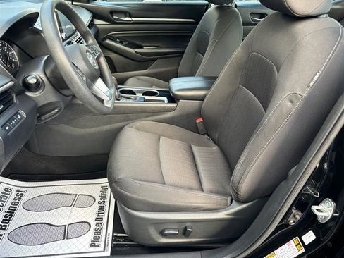 Used 2021 Nissan Altima 2.5 SV image 18