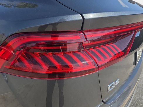 Used 2021 Audi Q8 Prestige w/ Prestige Package AWD/4WD image 33