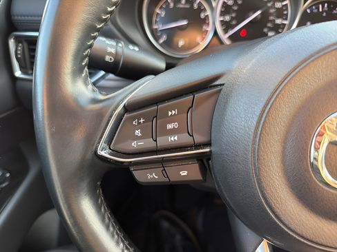 Used 2021 MAZDA CX-5 Touring image 12