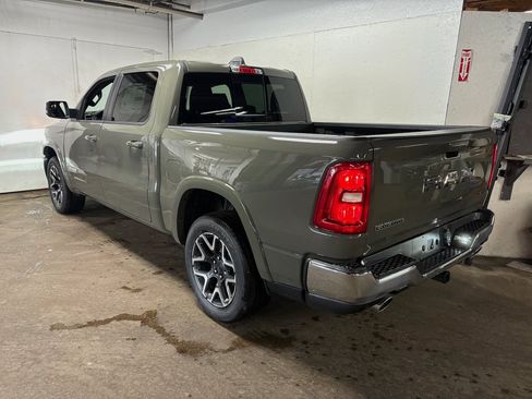 Used 2026 RAM 1500 Laramie AWD/4WD image 7