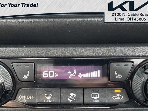 Used 2024 Nissan Kicks SR w/ SR Premium Package FWD image 7