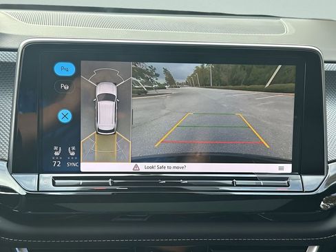 New 2026 Volkswagen Atlas Cross Sport SEL Premium R-Line image 17